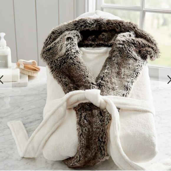 POTTERY BARN Faux Fur Gray Ombre Robe Medium Hooded Plush Cozycore Lounge Soft - Picture 2 of 8